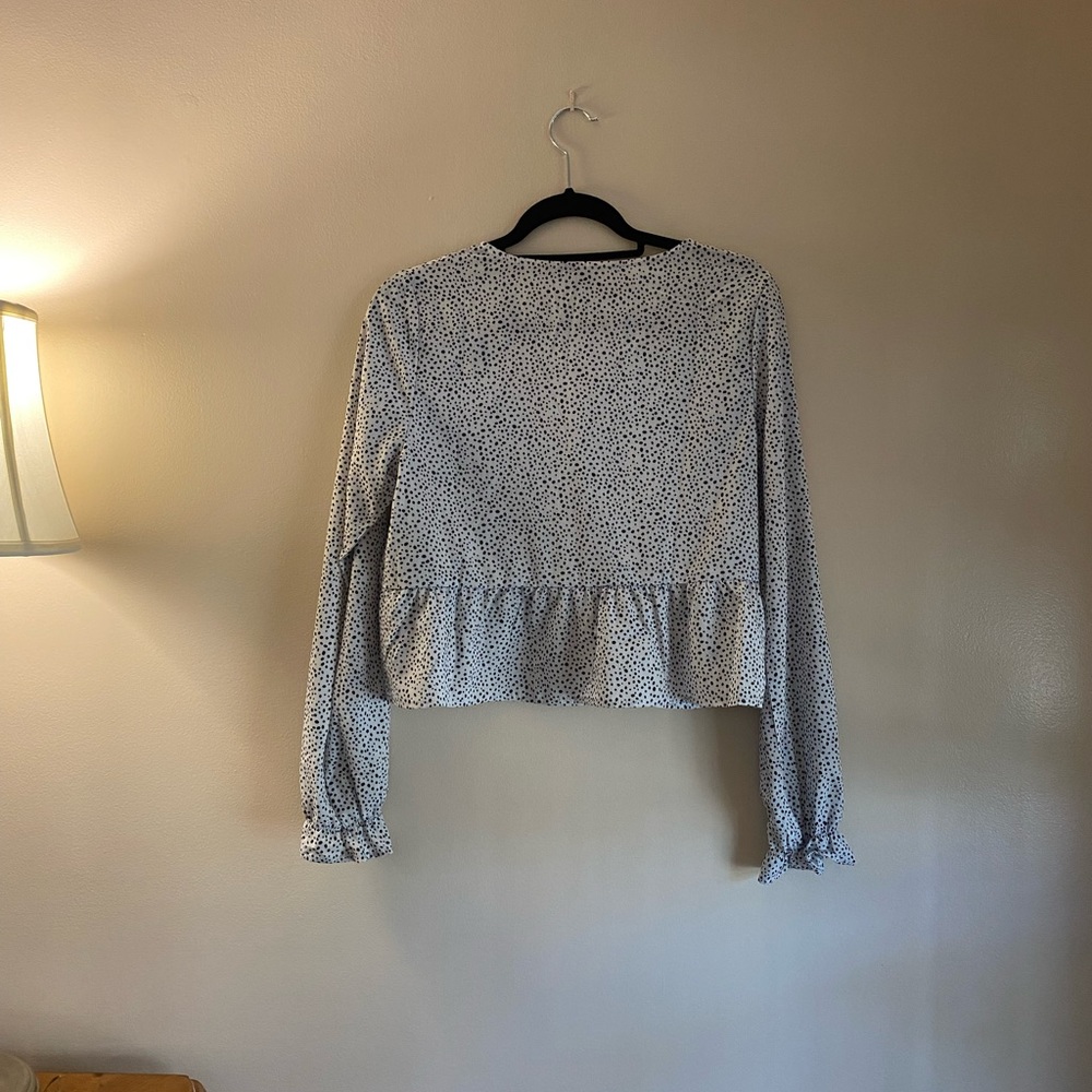 Shein Long Sleeve Top size M - Picture 2 of 3